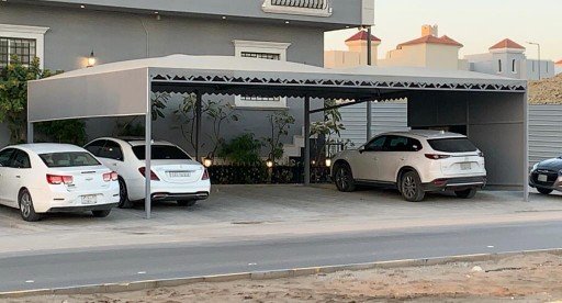 مظلات السيارات والمواقف